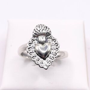 Size 7 925 Sterling Silver Heart Ring